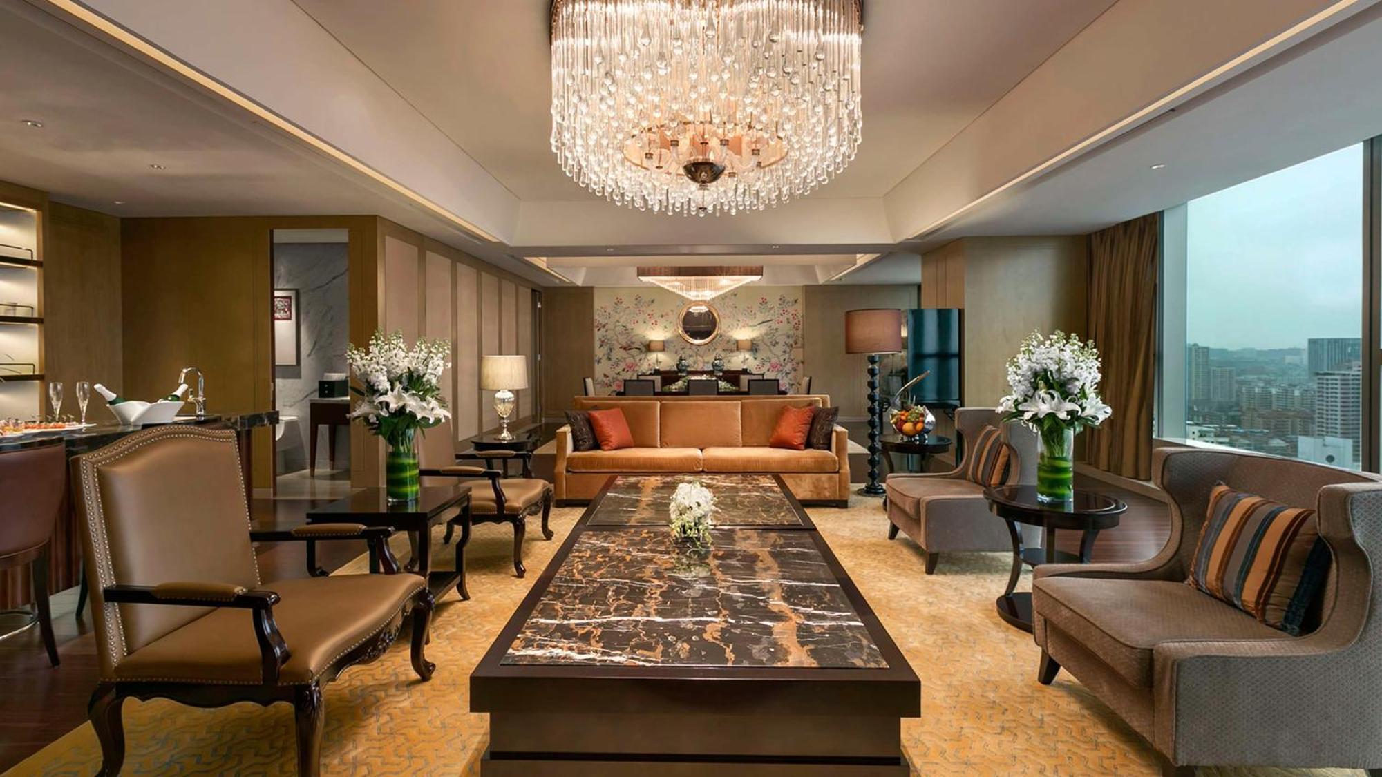Kempinski 5*